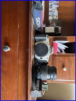 Canon EOS Rebel 2000 35mm SLR Film Camera with 28-80 mm lens Kit